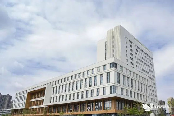 常青花园综合医院外立面